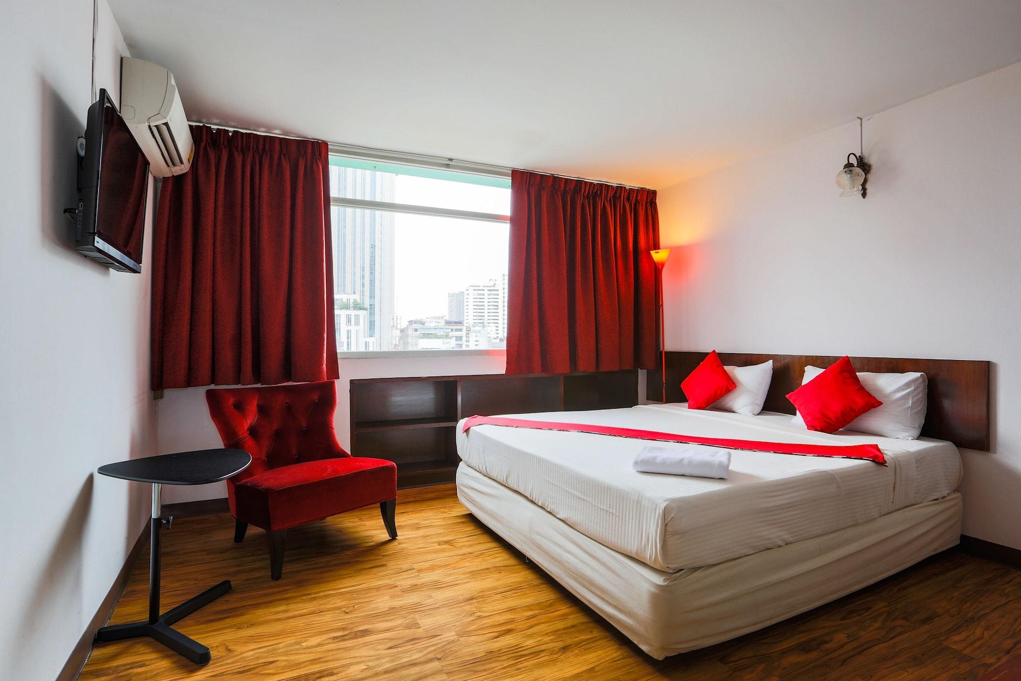Ruamchitt Travelodge Бангкок Экстерьер фото