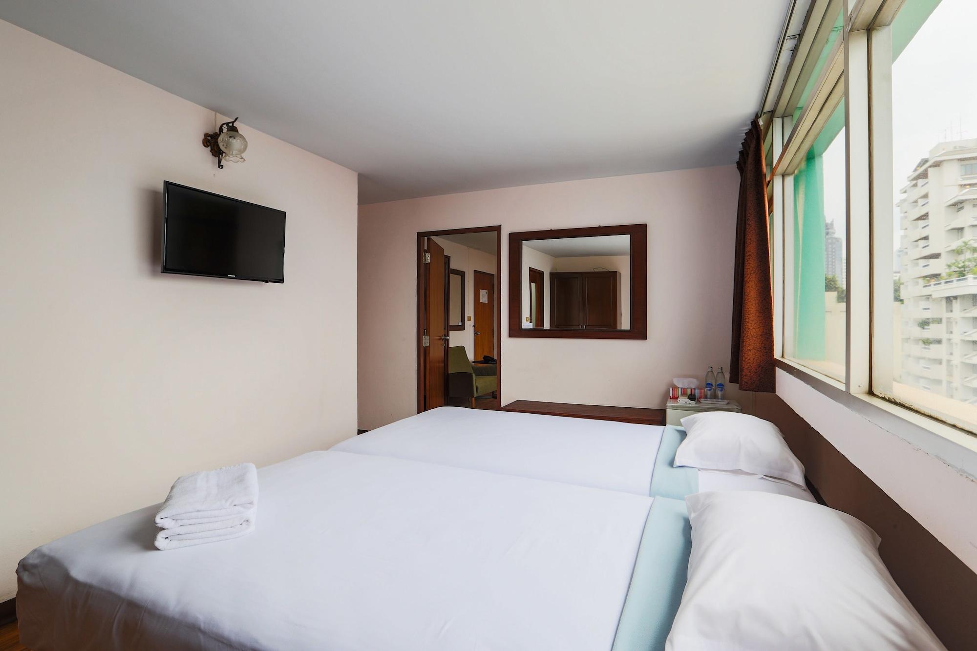 Ruamchitt Travelodge Бангкок Экстерьер фото