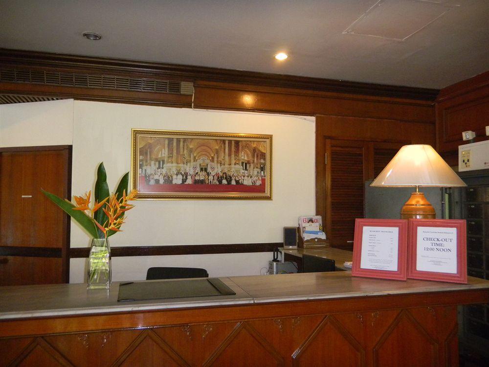 Ruamchitt Travelodge Бангкок Экстерьер фото