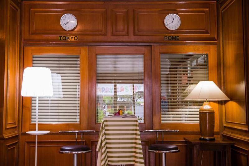Ruamchitt Travelodge Бангкок Экстерьер фото